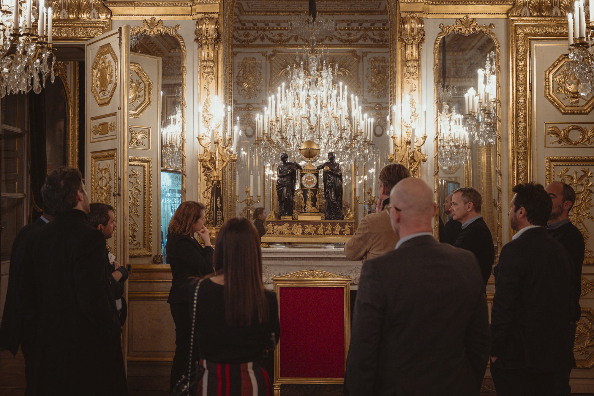 Paris photoshoot for events with a professional photographer